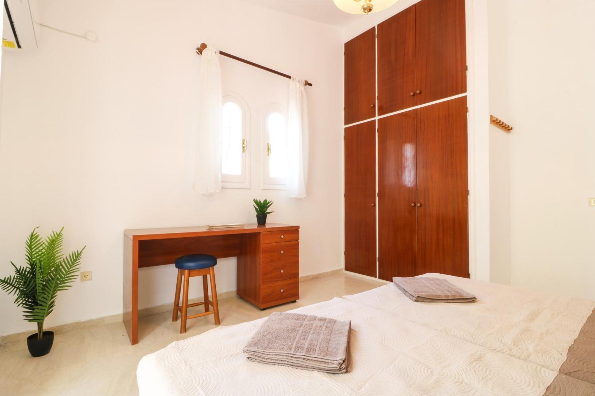 Silent Bay Apartments Katavolos Exterior photo